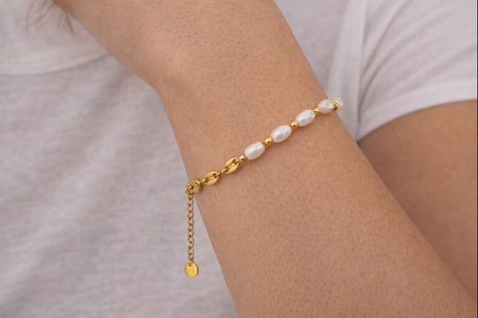 White & Gold Pearl-Link Bracelet For Women