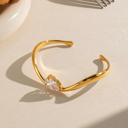 Crystal flow cuff