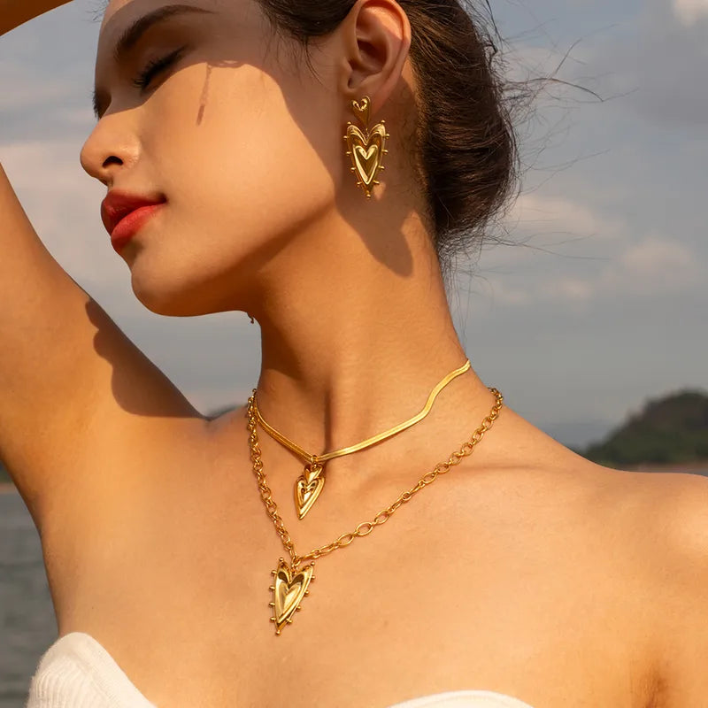 Gold Edgy Heart Pendant Chain