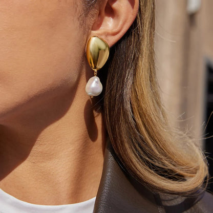 Golden Pearl Earrings