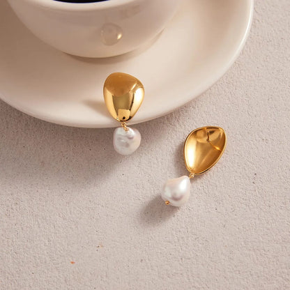 Golden Pearl Earrings