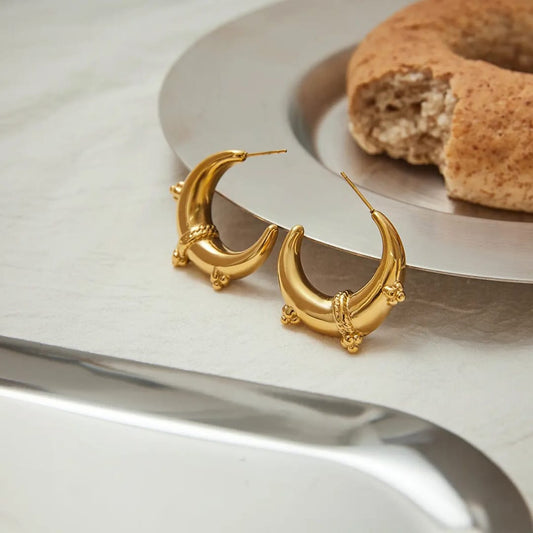 Moon Sculpt Hoop Earrings