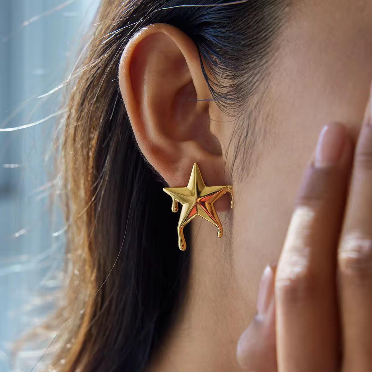 Nova Drip Star Stud Earrings